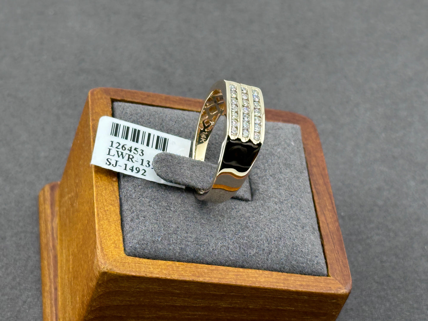 .33ct 14K Yellow Gold Diamond Men's Ring Band Size 10